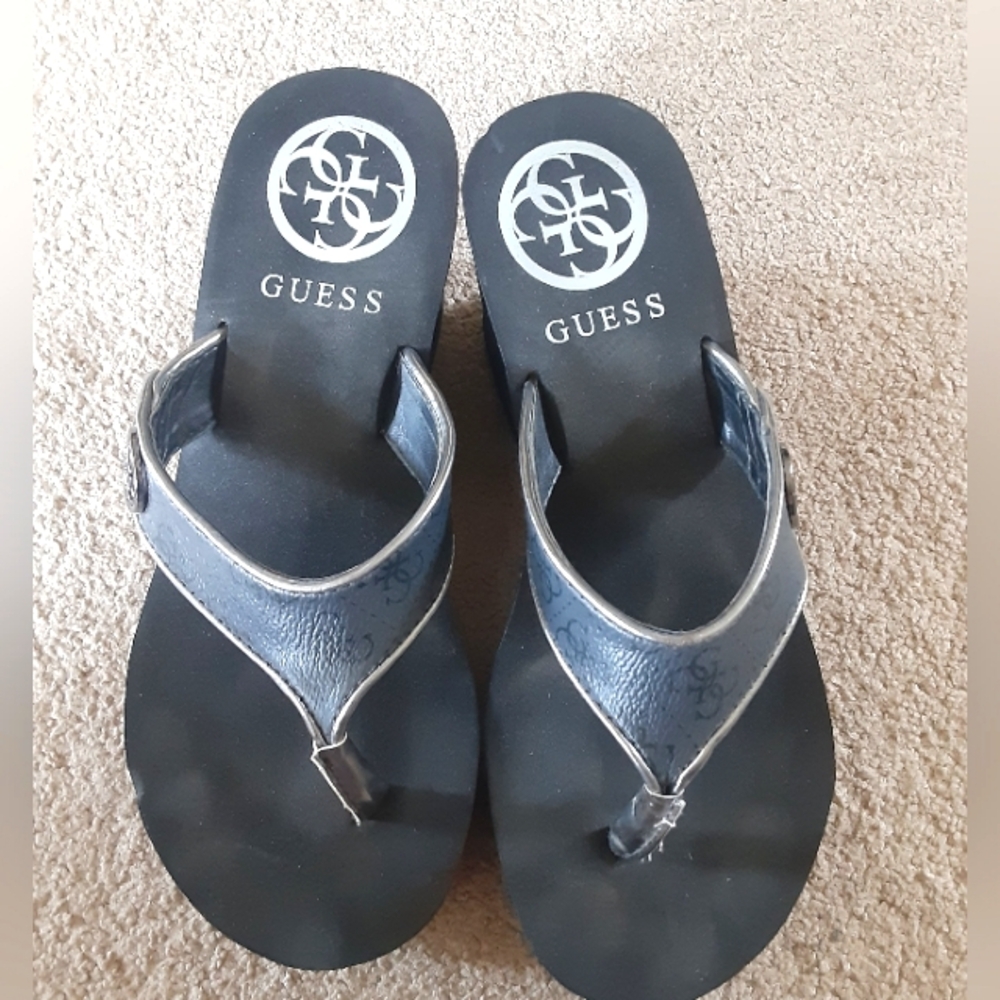 Black platform sandals